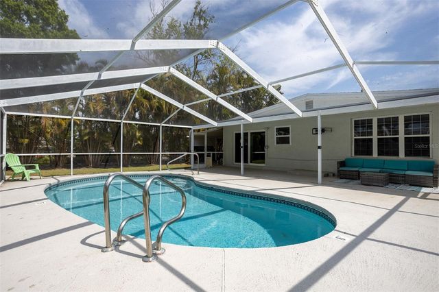 711 BAYSHORE DRIVE, Tarpon Springs, FL 34689