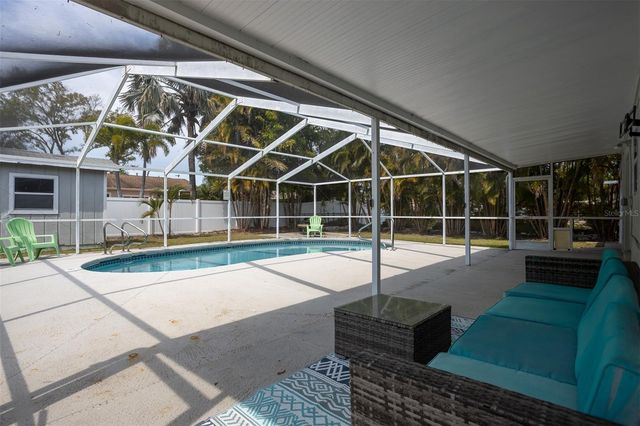 711 BAYSHORE DRIVE, Tarpon Springs, FL 34689