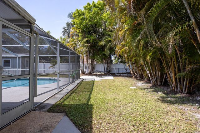 711 BAYSHORE DRIVE, Tarpon Springs, FL 34689