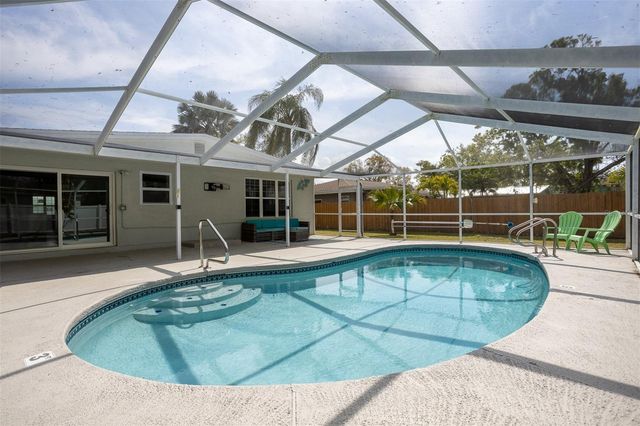 711 BAYSHORE DRIVE, Tarpon Springs, FL 34689