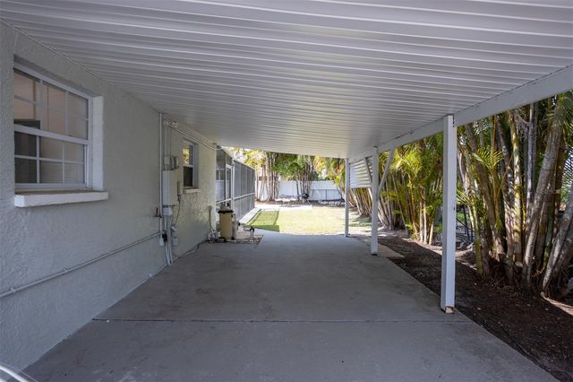 711 BAYSHORE DRIVE, Tarpon Springs, FL 34689