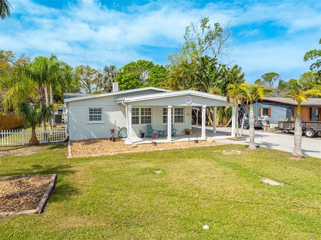 711 BAYSHORE DRIVE, Tarpon Springs, FL 34689