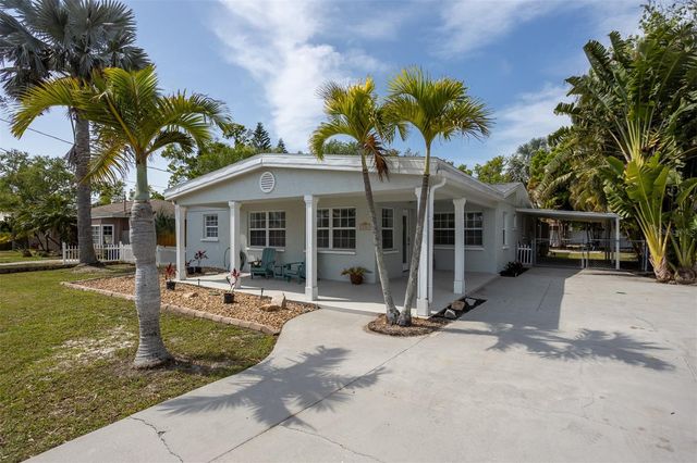 711 BAYSHORE DRIVE, Tarpon Springs, FL 34689