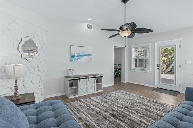 711 BAYSHORE DRIVE, Tarpon Springs, FL 34689