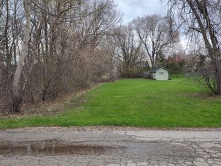 40543 N Marcus Street, Antioch, IL 60002