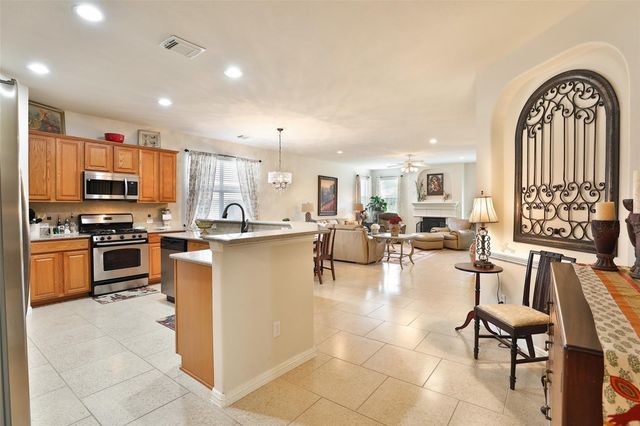 218 River Briar Lane, Richmond, TX 77406