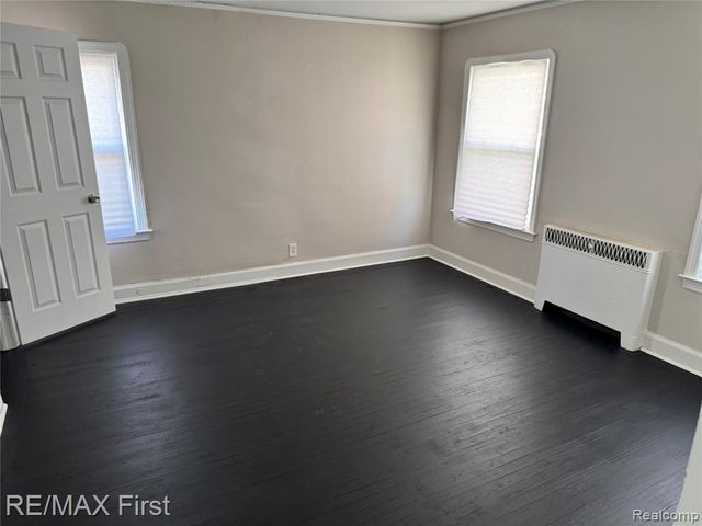 1349 Devonshire Road, Grosse Pointe, MI 48230