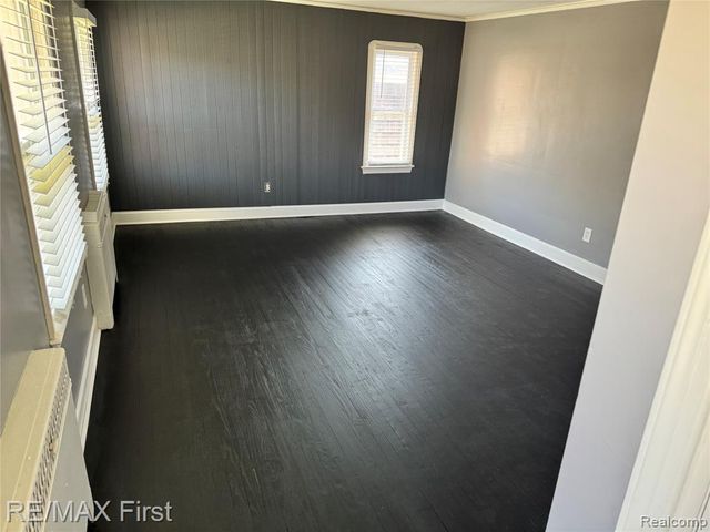 1349 Devonshire Road, Grosse Pointe, MI 48230