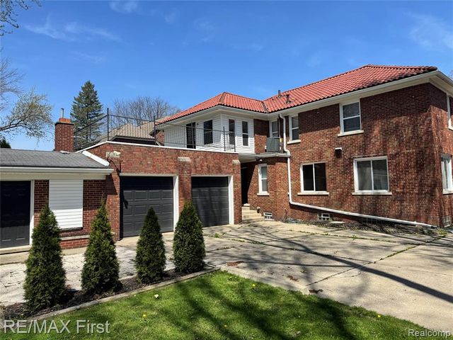 1349 Devonshire Road, Grosse Pointe, MI 48230
