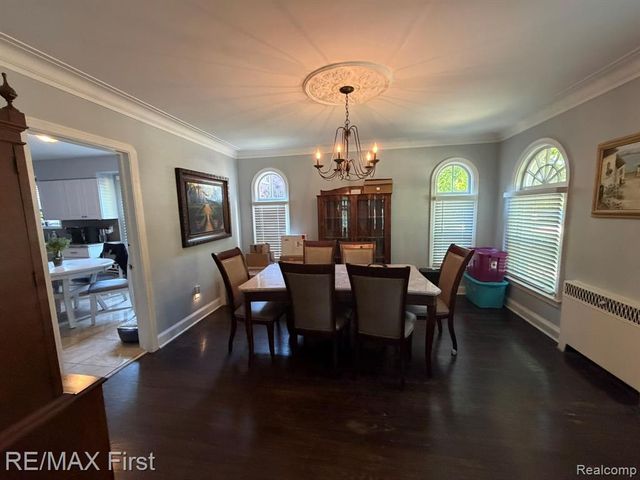 1349 Devonshire Road, Grosse Pointe, MI 48230