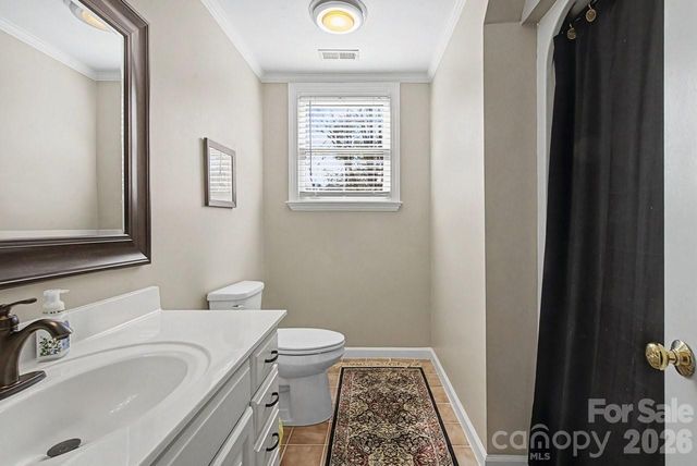 25 Blenheim Court NE, Concord, NC 28025