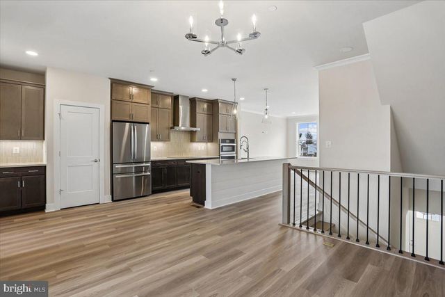 102 ALLEN LN, Poolesville, MD 20837
