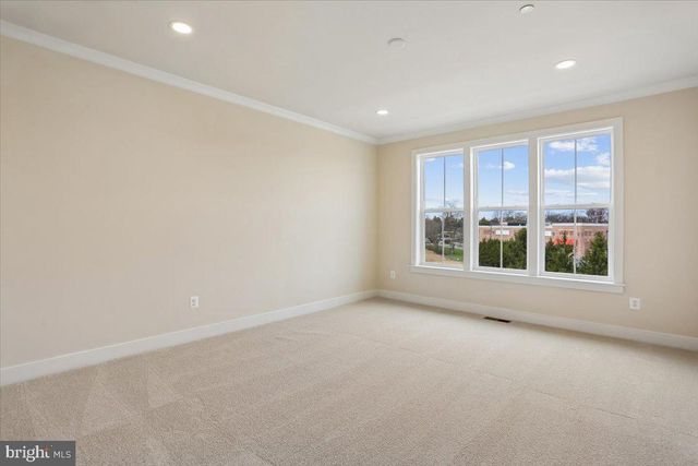 102 ALLEN LN, Poolesville, MD 20837