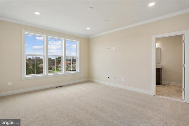 102 ALLEN LN, Poolesville, MD 20837