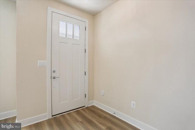102 ALLEN LN, Poolesville, MD 20837