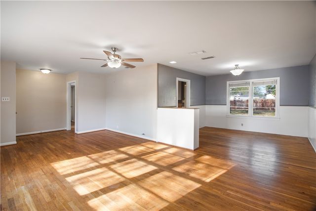 623 Field Ave, Taft, TX 78390