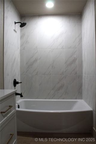 215 N California, Atoka, OK 74525