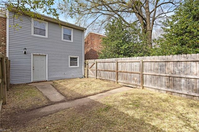 2905 N Radcliffe LN, Chesapeake, VA 23321