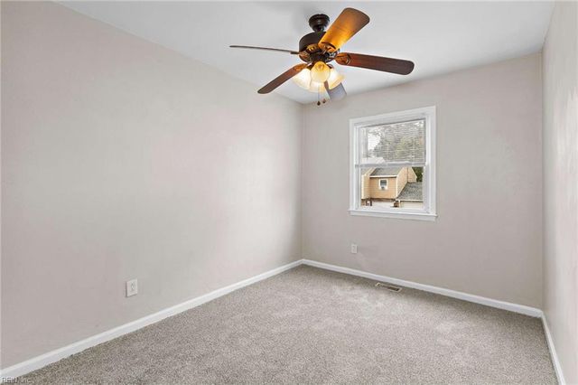 2905 N Radcliffe LN, Chesapeake, VA 23321