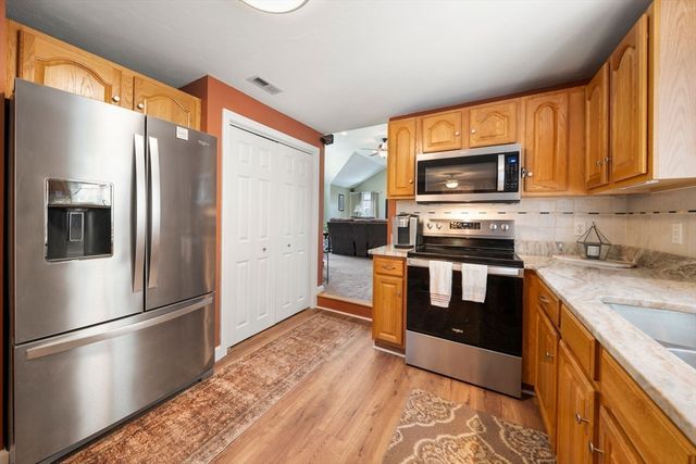 29 S Central St, Milford, MA 01757
