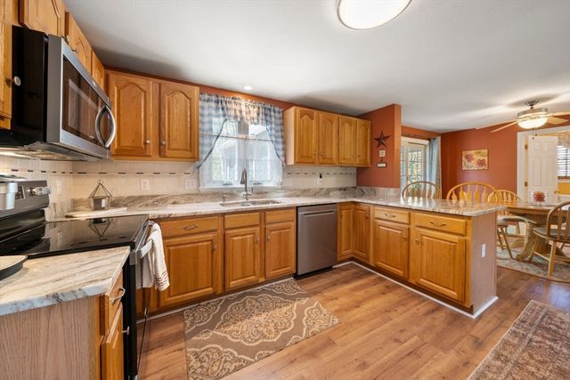 29 S Central St, Milford, MA 01757