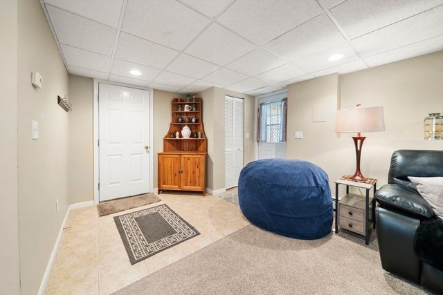 29 S Central St, Milford, MA 01757