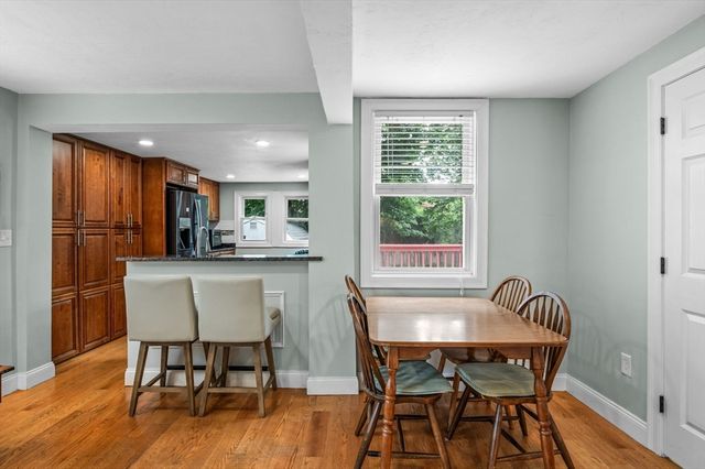 26 Central St, Nahant, MA 01908