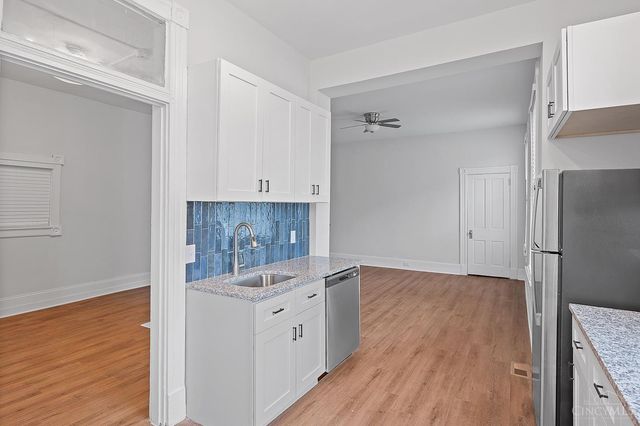 2232 Kemper Lane, Cincinnati, OH 45206