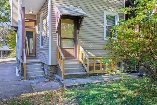 2232 Kemper Lane, Cincinnati, OH 45206