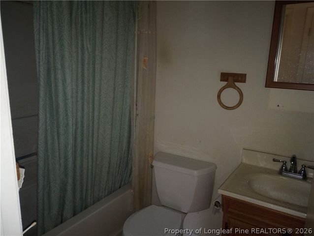 5108 Queensdale Drive, Fayetteville, NC 28304