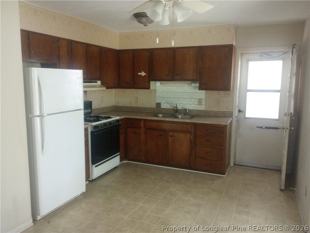5108 Queensdale Drive, Fayetteville, NC 28304 — photo 3
