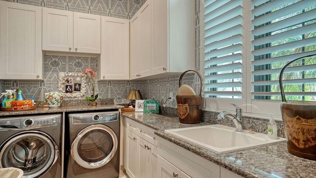 1622 KENILWORTH STREET, Sarasota, FL 34231