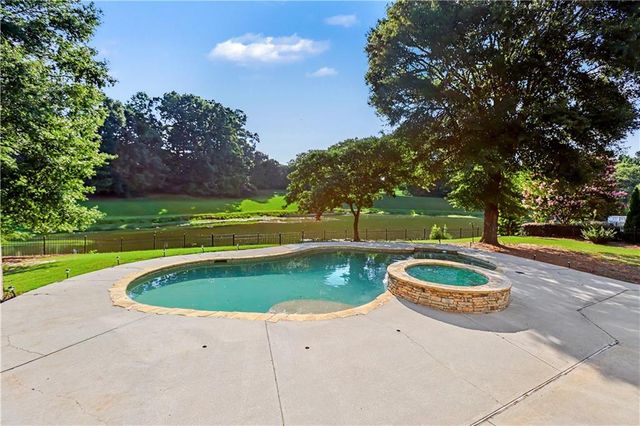 1738 Mulberry Lake Drive, Dacula, GA 30019