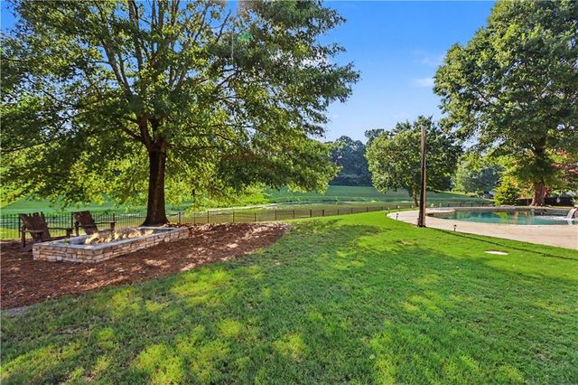 1738 Mulberry Lake Drive, Dacula, GA 30019