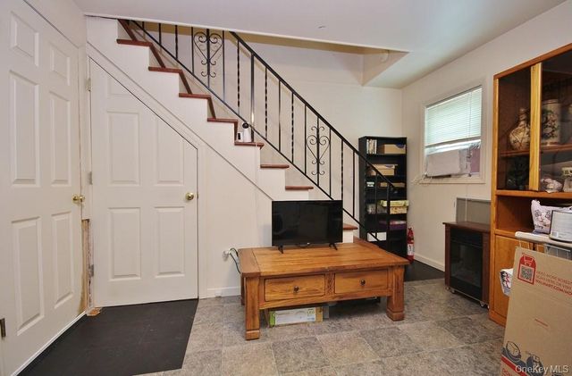 194 1st Street, Buchanan, NY 10511