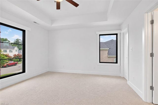 1316 Lambeth LN, Virginia Beach, VA 23455