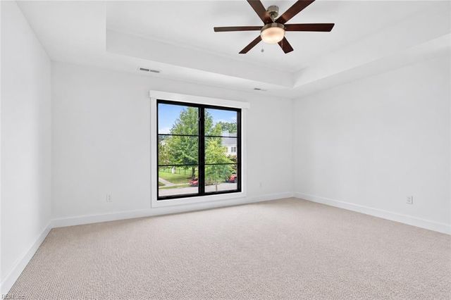 1316 Lambeth LN, Virginia Beach, VA 23455