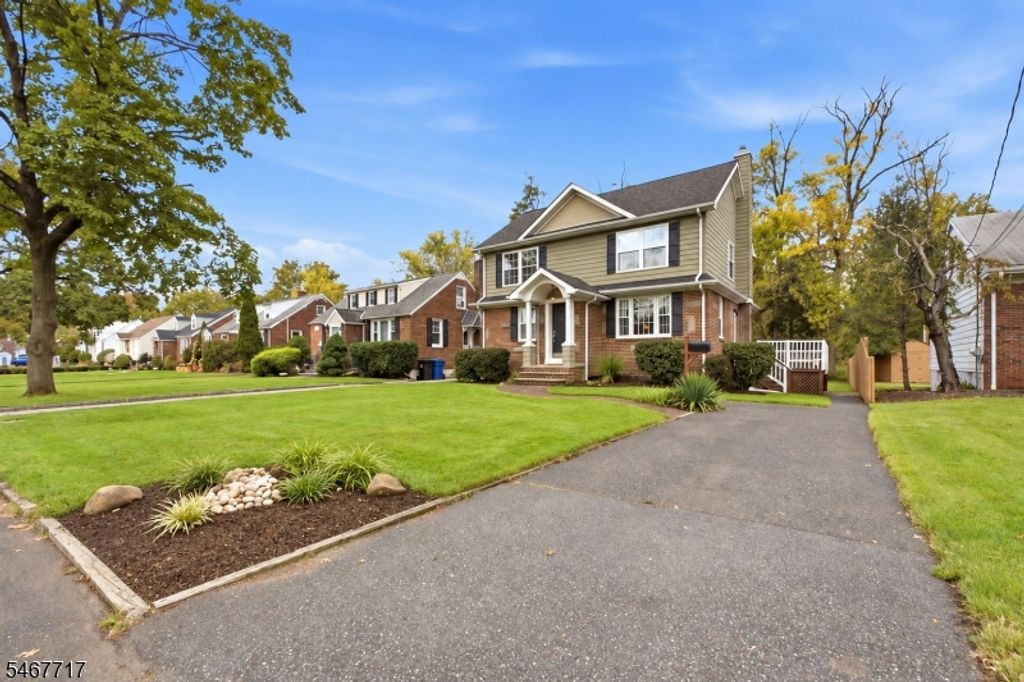 114 3Rd St, Dunellen Boro, NJ 08812 — photo 3