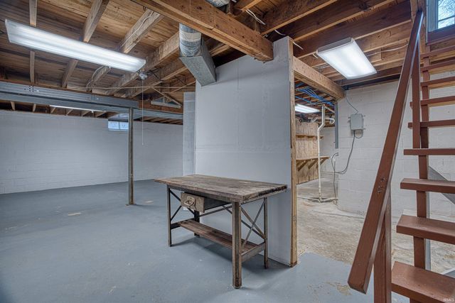 1117 S Englewood Avenue, Evansville, IN 47714