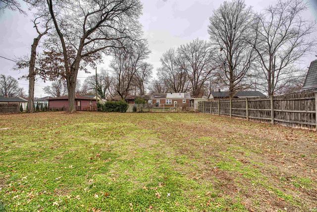 1117 S Englewood Avenue, Evansville, IN 47714