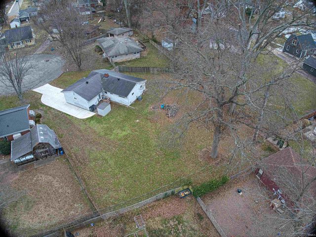 1117 S Englewood Avenue, Evansville, IN 47714