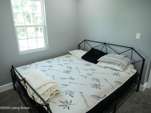 927 Algonquin Pkwy, Louisville, KY 40208