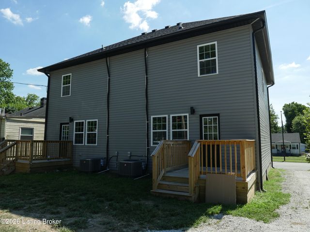 927 Algonquin Pkwy, Louisville, KY 40208