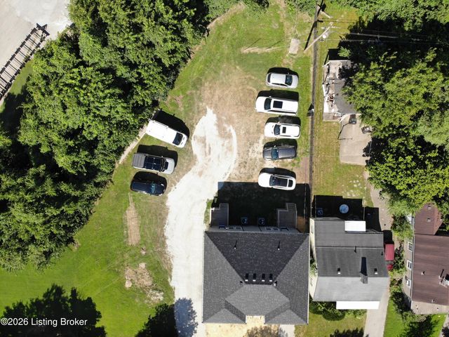 927 Algonquin Pkwy, Louisville, KY 40208