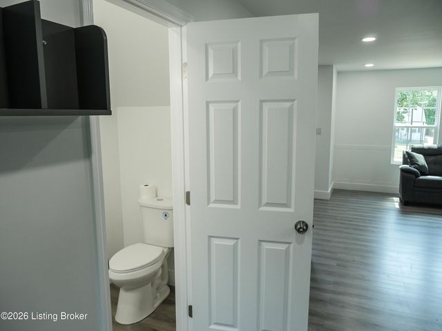 927 Algonquin Pkwy, Louisville, KY 40208