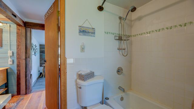 1649 N Shore Road, Day, NY 12835