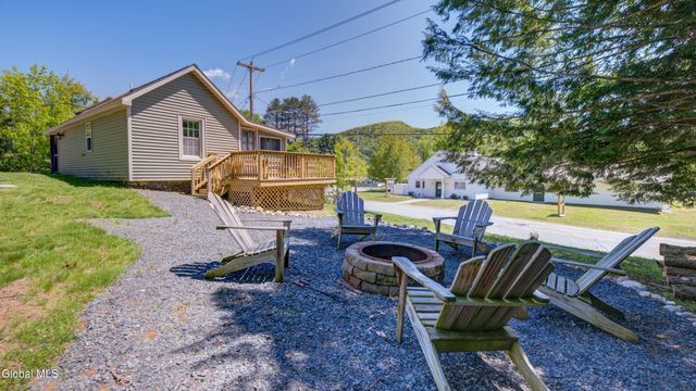 1649 N Shore Road, Day, NY 12835