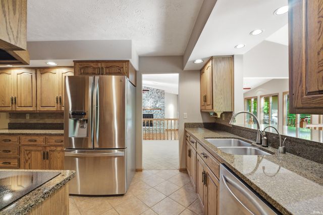 1819 Bent Tree Trail, West Lafayette, IN 47906