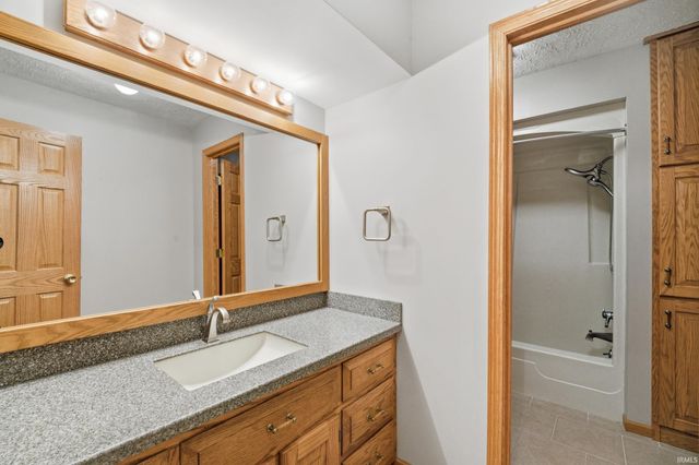 1819 Bent Tree Trail, West Lafayette, IN 47906