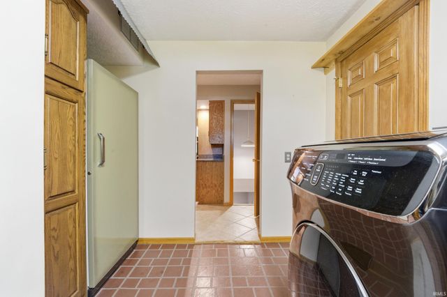 1819 Bent Tree Trail, West Lafayette, IN 47906